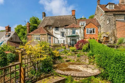 14 Gold Hill - vrt - Shaftesbury - Hamptons International