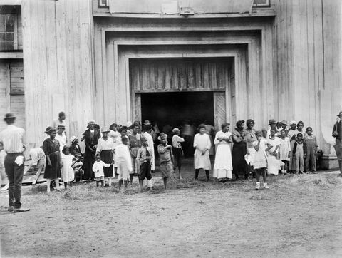 ulaz u izbjeglički kamp na poštenim terenima nakon trkačkih nereda, Tulsa, Oklahoma, SAD, američka nacionalna kolekcija fotografija Crvenog križa, lipanj 1921