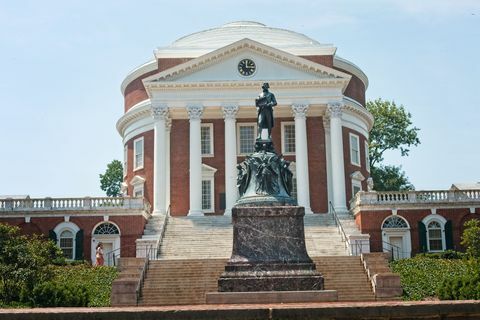 kip thomasa jeffersona ispred rotonde u kampusu sveučilišta u Virginiji, charlottesville, virginia