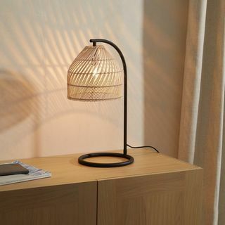 Java Overreach stolna svjetiljka, prirodni ratan