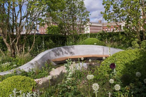 Vrtni mir Jo Whiley. Dizajnirali: Tamara Bridge & Kate Savill. RHS Chelsea Flower Show 2017