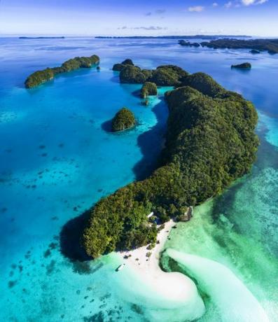 Zračni pogled Palau-otoci i pješčanica u doba plima