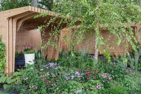 rhs chelsea show gardens 2021 show gardens florence nightingale garden