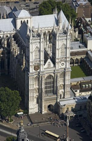 pogled iz zraka na zapadno uzvišenje westminsterske opatije, london, 2006.