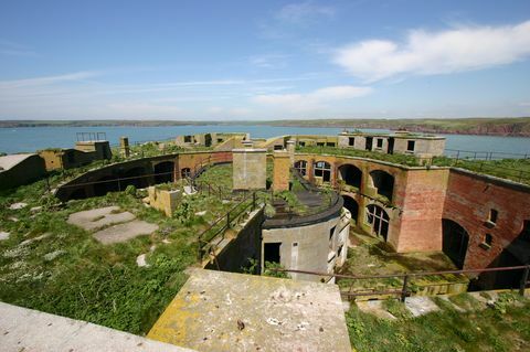 Stack Rock Fort - Milford Haven - Wales - vani - Purplebricks