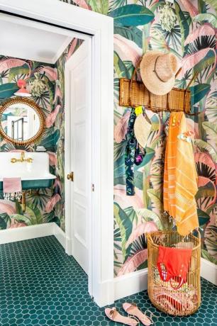 charlotte Lucas kupaonica s tropskim dizajnom