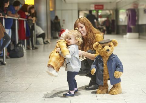 Božićna reklama Heathrow - Steiff nosi Doris i Edwarda Baira na zračnoj luci Heathrow
