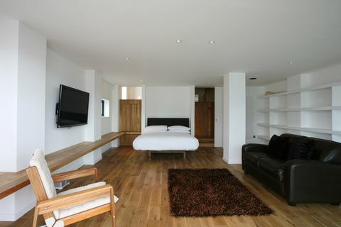 Pametan minimalan prostor za spavaću sobu