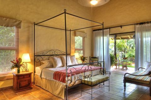 Mel Gibson - imanje džungle Kostarike - spavaća soba - Christie's International Real Estate