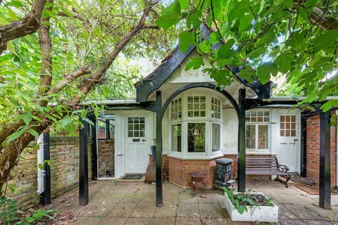 2 Polstead Road - TE Lawrence - Vlasništvo Oxforda - trijem - Savills