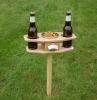 Ovaj vanjski stol piva omogućuje vam da zabavu povedete bilo gdje