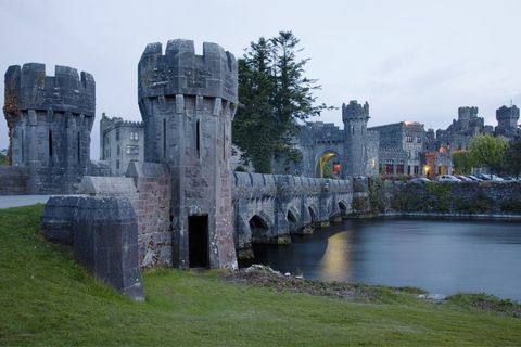Dvorac Ashford - most - Irska