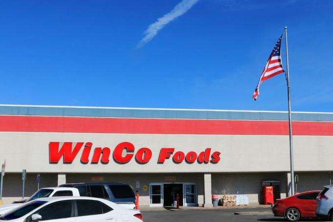 Winco Foods store ulaz