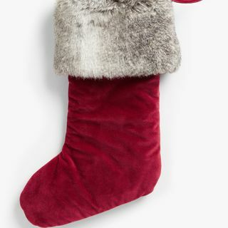 Čarapa od baršuna s ukrasima od umjetnog krzna, crvena / bijela